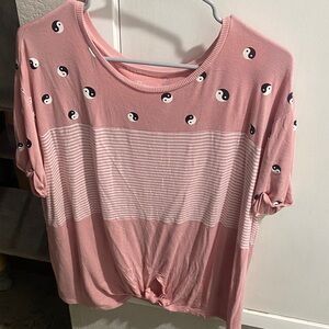 No Boundaries Pink Yin-Yang Short Sleeve Top